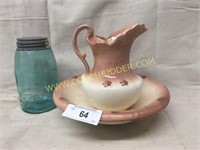 Ceramic wash bowl and pitcher