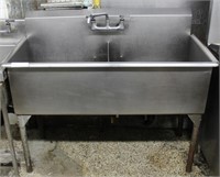 2 COMPARTMENT STAINLESS STEEL COMMERCIAL SINK