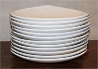 (22) SPIRIT OF HOSPITALITY 12" TRIANGLE PLATES