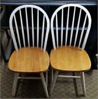 2 Matching Kitchen Dining Chairs