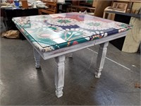 VTG SQUARE TABLE W GLASS TOP