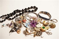 COSTUME JEWELRY PILE LOT #4