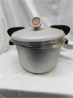 Guardian Service Ware pressure cooker with
