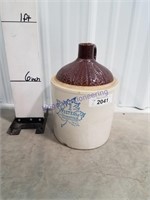 Western one gallon crock jug