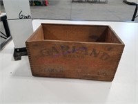 Garland Gloss Starch wood box