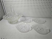 Heavy glass basket and set of 4 glass plates
