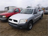 2006 MITSUBISHI RAIDER PICKUP