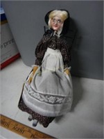 Granny Doll 16" Pioneer Style Clothing Hand Carved