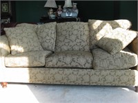 BEAUTIFUL 3 SEAT SOFA  MODERN COUCH  Green & Khaki