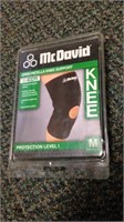 McDavid Knee Brace, medium, looks new