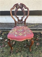 VICTORIAN MAHOGANY OCCASIONAL CHAIR