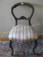 SET FOUR VICTORIAN MAHOGANY SIDE CHAIRS