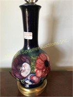 MOORCROFT ANEMONE LAMP