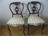 SET FOUR VICTORIAN MAHOGANY SIDE CHAIRS