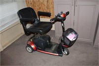 Go Go Elite Traveler Scooter w/ Charger