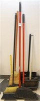 Libman floor broom, dust pans & plunger
