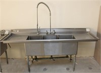 Aero Manufacturing SS 3 well sink with