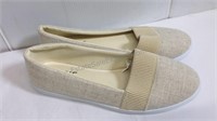 Basic Editions cream colored flats women's size