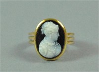GOLD & ONYX CAMEO RING