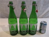 Trois bouteilles de bière d'épinette Marco