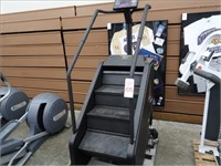 STAIRMASTER STEP MILL 7000 PT