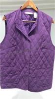 SagHarbor women's large purple quilted vest with