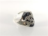 STERLING SILVER ONYX AND MARCASITE RING
