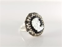 STERLING SILVER MARCASITE CAMEO RING