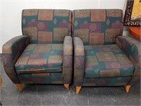 LARRY LASLO PAIR OF UPHOLSTERED CHAIRS
