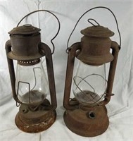 2 Antique kerosene lanterns