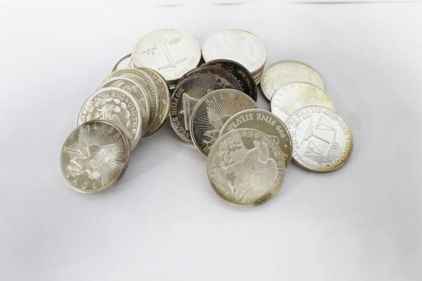 Coins, Prints, Civil War Collectibles, Etc.