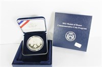 2011 MEDAL OF HONOR COMMEMORATIVE COIN IN BOX