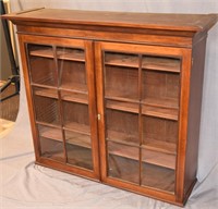 HUTCH TOP, COUNTRY CHIPPENDALE, AM., EARLY 19TH C.