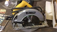 Dewalt 7 1/4 inch circular saw, tested & ran,