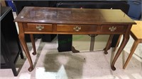 Cherry three drawer sofa table, Queenanne style,