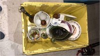 Tote with flip lid, China, leaf dishes, candle