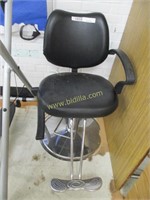 Black Stylist Chair.