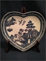 Johnson Brothers Blue Willow Decorative Plate