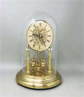 small mantel clock - 8 " tall