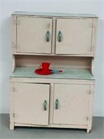 Childs cupboard with accessories 30 x 22