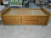 Stanley Furniture Youth Bed