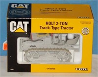 1/16 CAT Holt 2-Ton Crawler