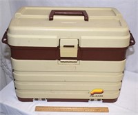 HUGE PLANO TACKLEBOX WITH LURES ! R-2-T