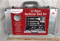 Brand New 21 Piece Barbecue Tool Set