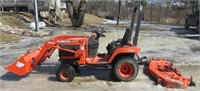Kubota Diesel 4WD Sub-Compact Tractor with LA211