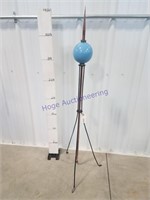 Lightning rod w /blue bulb