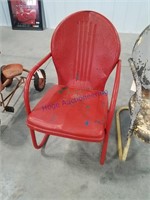 Red shell back metal lawn chair