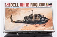 AH-64A Apache & Bell UH-1B Iroquois Model Kits