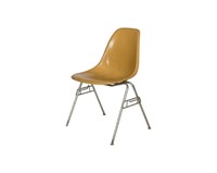 Charles Eames Fiberglass Side Chair