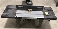 Craftsman router and router table